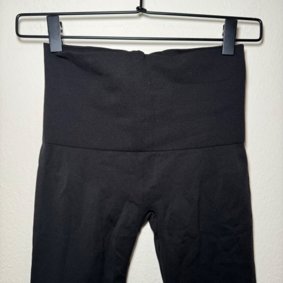 Spanx Leggings Women's LG Black Ribbed Stretch Casual Everyday - Picture 6 of 7